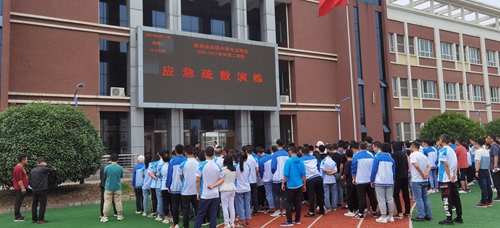 1742202182326181.jpg 1620985660964058135.jpg