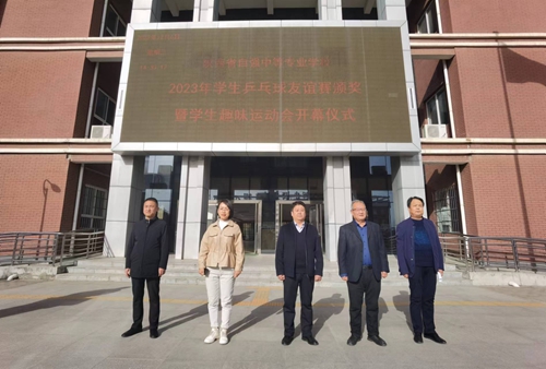 1742277810471792.jpg 1701995680864033344.jpg