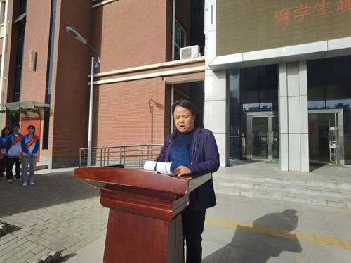 1742277813103643.jpg 1701995692858002885.jpg