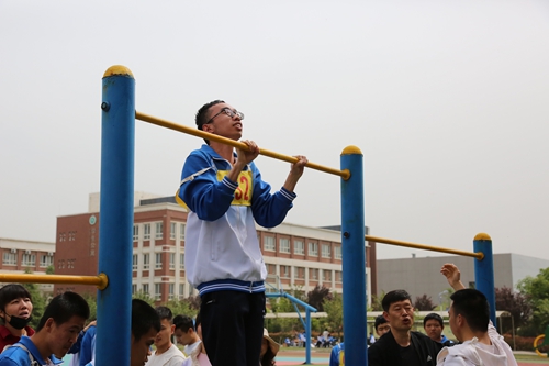 1742268755106156.jpg 1714369061109068277.jpg