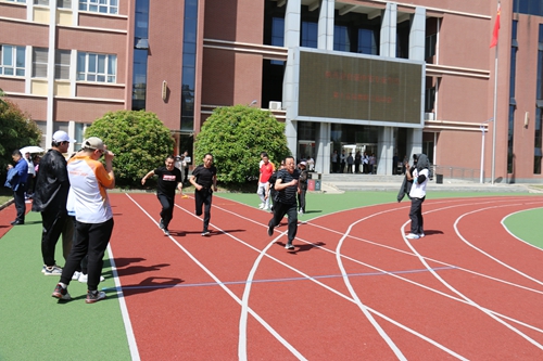 1742268772138381.jpg 1714369215715027703.jpg