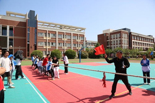 1742268785265824.jpg 1714369215757090858.jpg