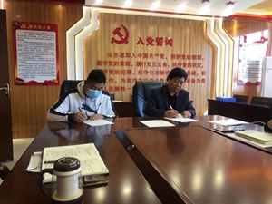 1742201827160671.jpg 1650951054630012450.jpg