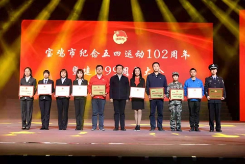 1742202128516568.jpg 1620987800234003299.jpg