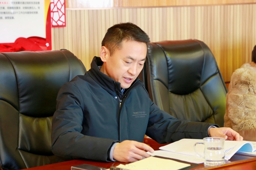 1742203336622481.jpg 1740387215500072769.jpg