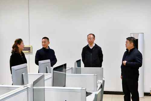 1742262569124006.jpg 1732496375958071755.jpg