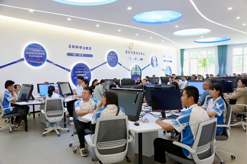 1742266821152108.jpg 1717751654534006769.jpg