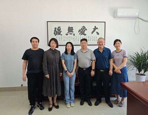 1742267010421206.jpg 1716861132763027039.jpg