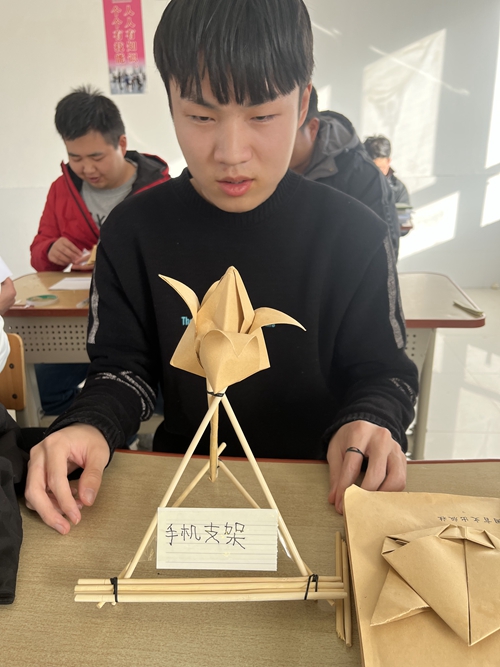 1742267100635102.jpg 1716857700380024591.jpg