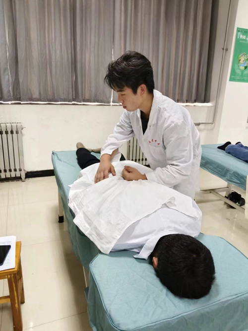 1742267386994371.jpg 1716450697304009513.jpg