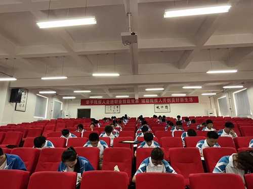 1742267490842734.jpg 1716368747512054217.jpg