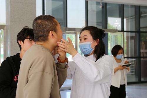 1742269242125905.jpg 1713407860211095024.jpg