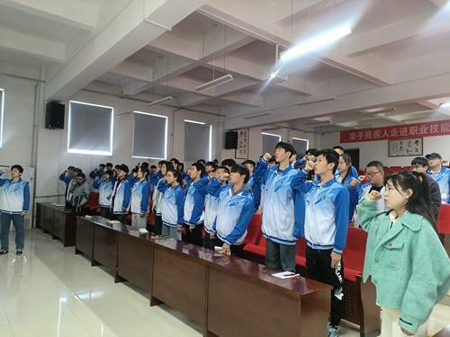 1742269947217395.jpg 1714438877872030688.jpg