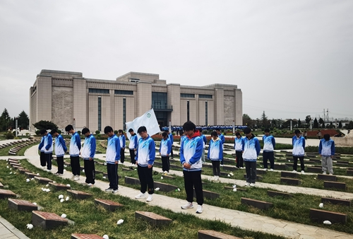 1742269958146192.jpg 1714439002726089790.jpg