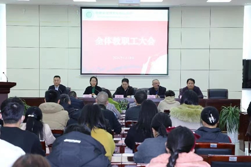 1742270298103037.jpg 1708490861424032827.jpg