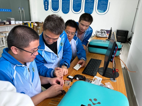 1742279336474436.jpg 1699415336792046054.jpg