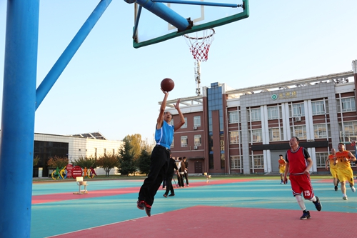 1742279388187061.jpg 1699231997154056092.jpg