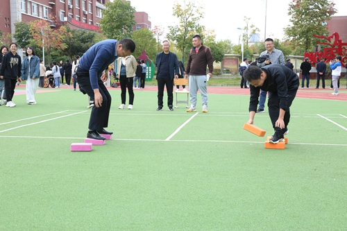 1742279491133691.jpg 1698631491615049795.jpg