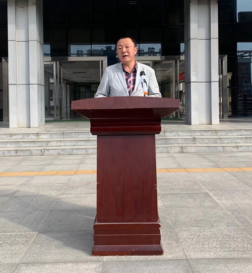 1742279523590186.jpg 1698631294866079058.jpg