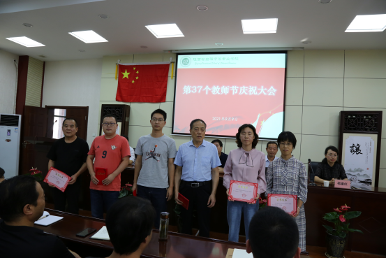 1742348385384315.png 11.png