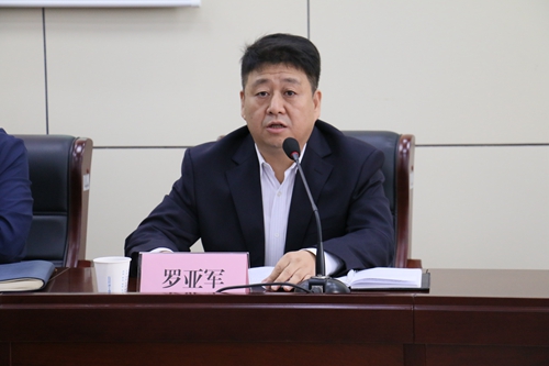 1742802801225249.jpg 1698377668098011571.jpg