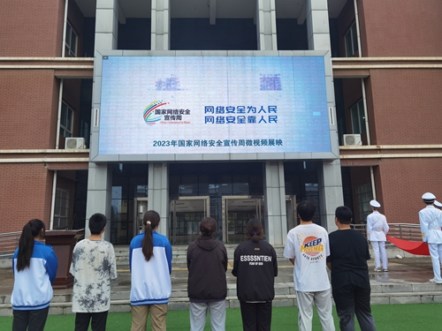 1742802820345880.jpg 1698377314762039717.jpg