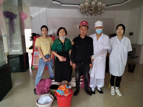 1742802873924367.jpg 1698376443464007288.jpg