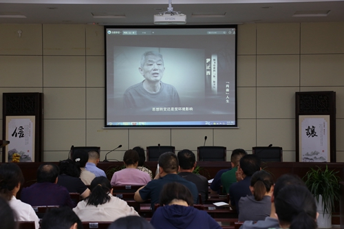 1742805074181038.jpg 1687676010186095686.jpg