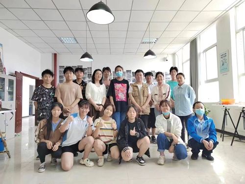 1742805157163957.jpg 1686792047920082309.jpg