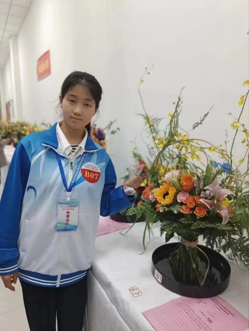 1742805924740271.jpg 1684388484333063317.jpg