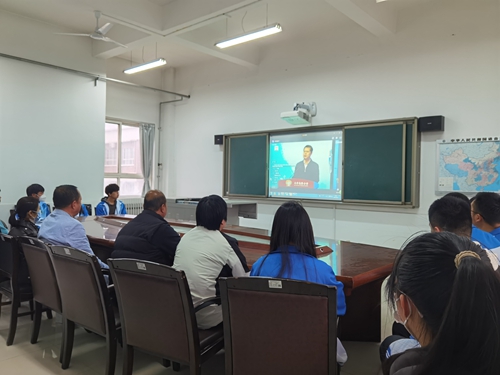 1742807367825111.jpg 1682468868861050554 (1).jpg