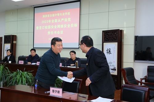 1742807478699699.jpg 1681448667434067305.jpg