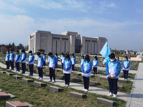 1742808054100268.jpg 1680225883422016063.jpg