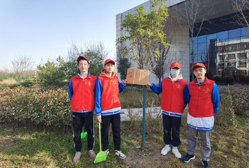 1742808281722896.jpg 1678676115307032783.jpg