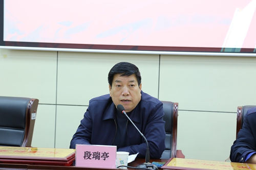 1742808313252576.jpg 1678429430824027023.jpg