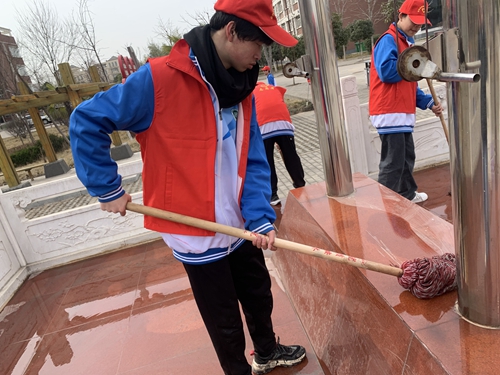 1742808609130664.jpg 1678087868740032810.jpg