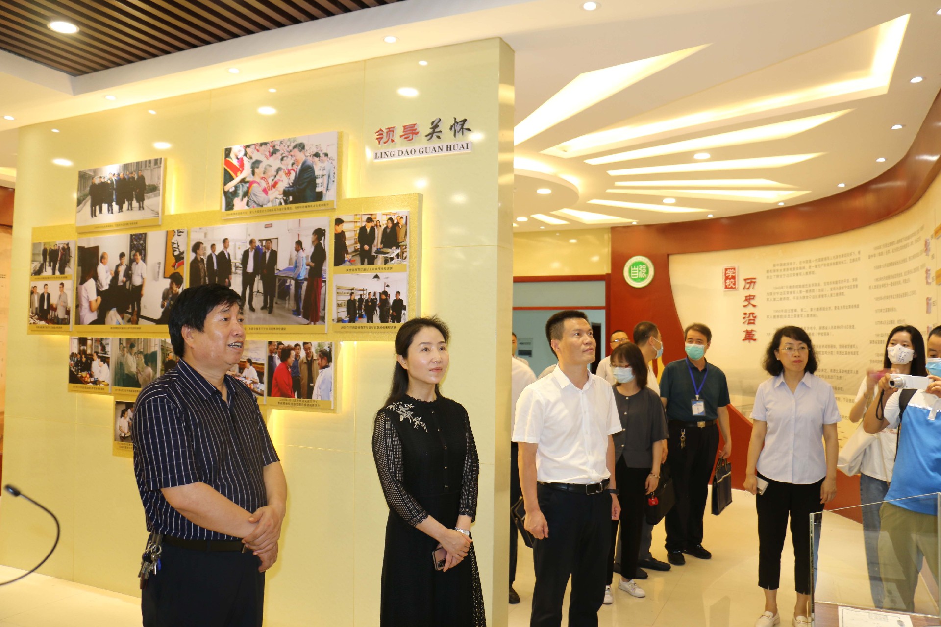 1742866460274555.jpg 1657848385757023415.jpg