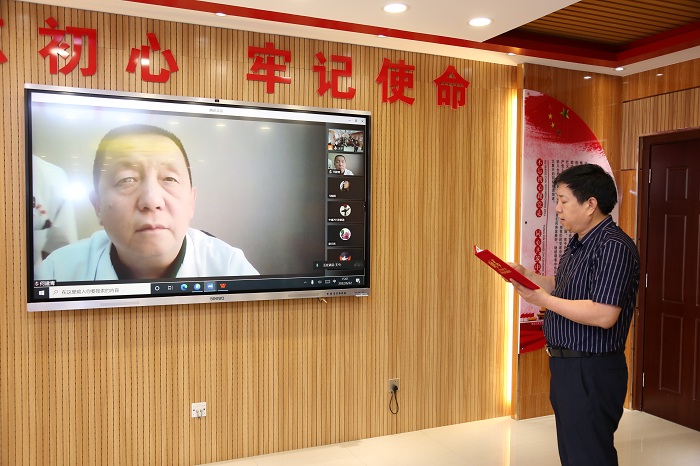 1742869460838285.jpg 1655983736845050309.jpg