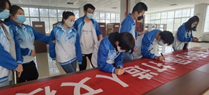 1743476413212545.jpg 1650605973927045172.jpg