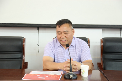 1743670315665147.jpg 1716774549014063994.jpg