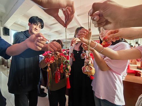 1748505404368285.jpg 65.jpg